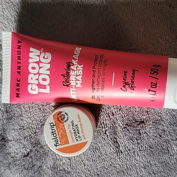 4 pack Ipsy makeup lot ** - Picture 3 of 4